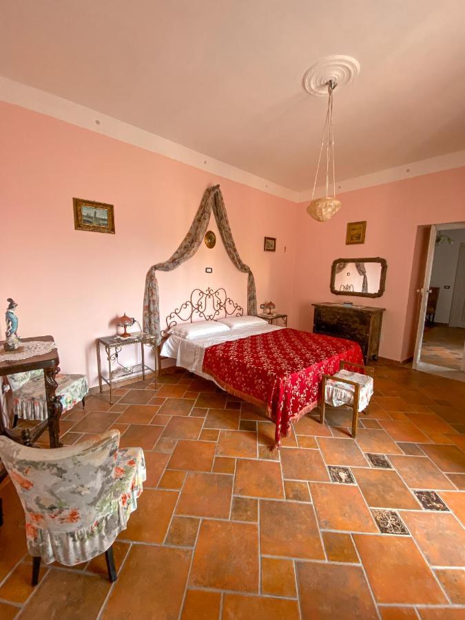 Palazzo Pascale Bed & Breakfast Casal Sottano Bagian luar foto